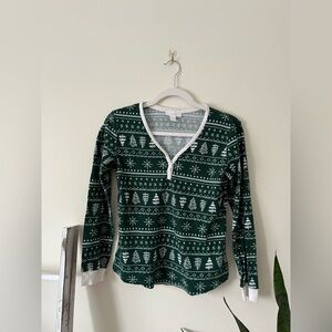 LC Lauren Conrad Forest and Cream Knit Sweater